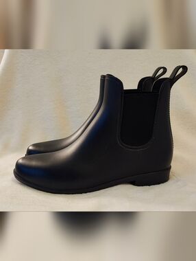 A New Day - Classic Black Chelsea Rain Boots